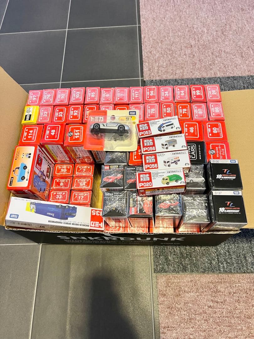 トミカ　大量　廃盤多数　115台　新品
