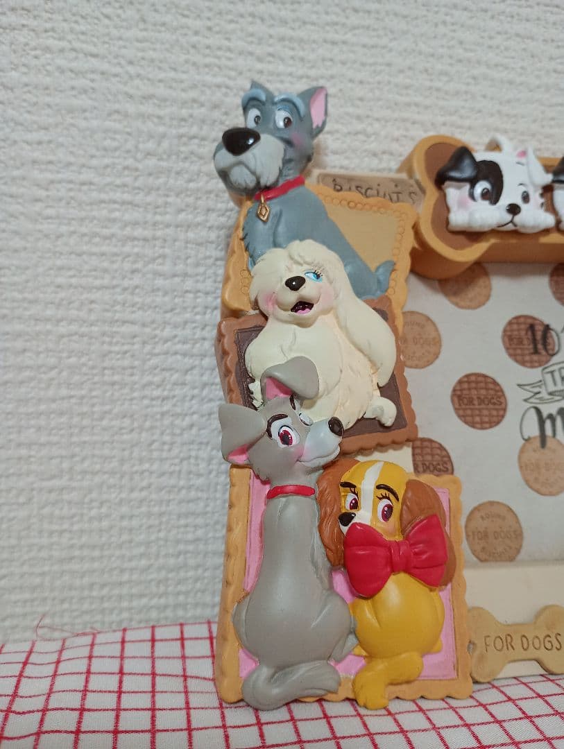ディズニーストア　犬　いぬ　写真立て　フォトフレーム