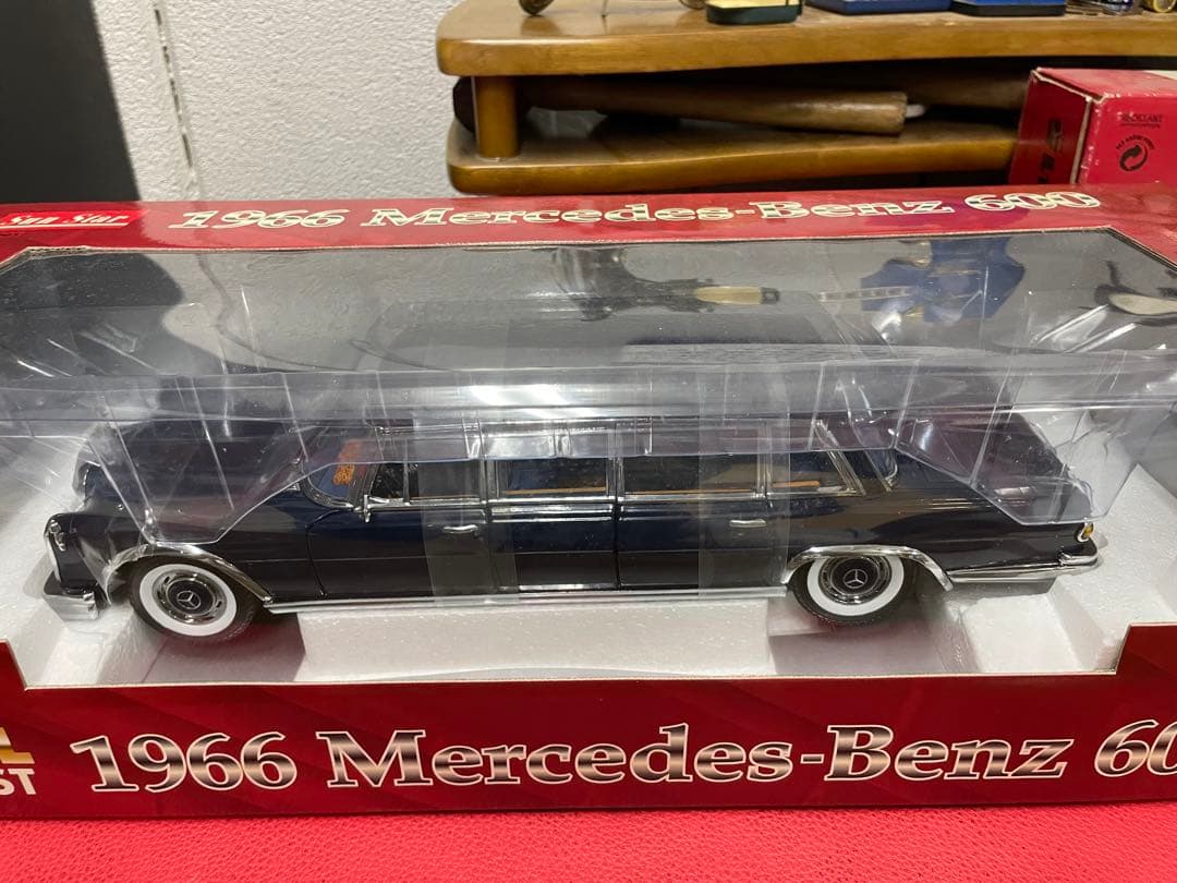 サンスター　1966 メルセデスベンツ600 ダークネイビー