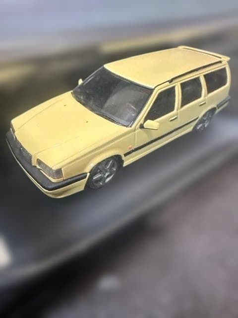 【hpi-racing】Volvo 850 T-5R Estate (イエロー)