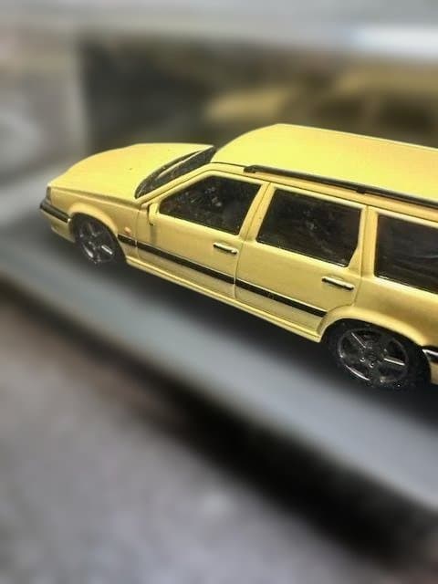 【hpi-racing】Volvo 850 T-5R Estate (イエロー)