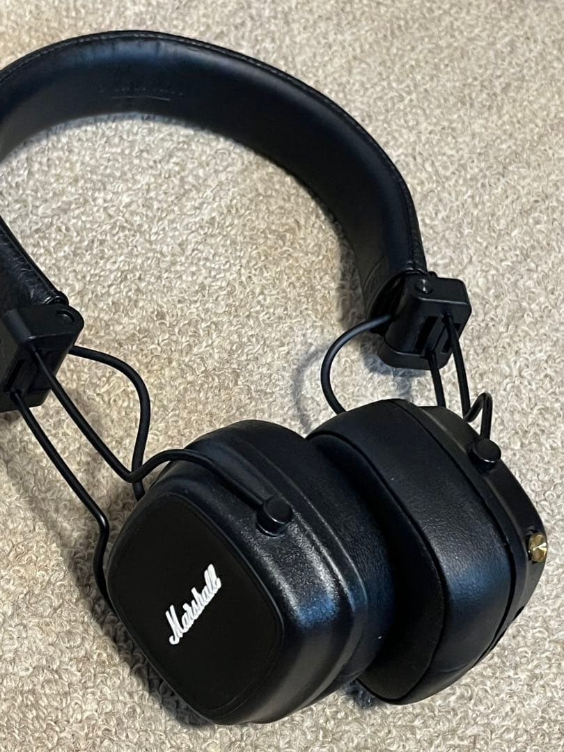 Marshall ワイヤレスオンイヤーヘッドホン ブラック