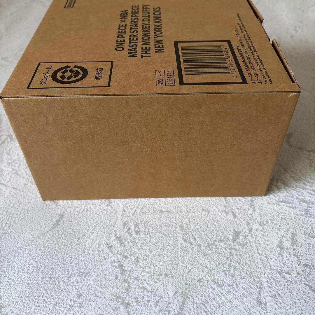 未使用未開封：ワンピース フィギュア NBA ニックス ルフィ ベースショップ