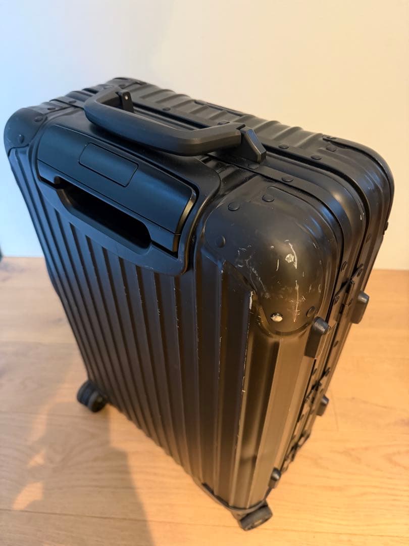 RIMOWA TOPAS CABIN 32L キャリーケース　4輪