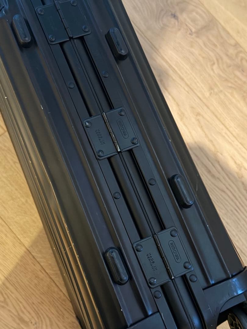 RIMOWA TOPAS CABIN 32L キャリーケース　4輪