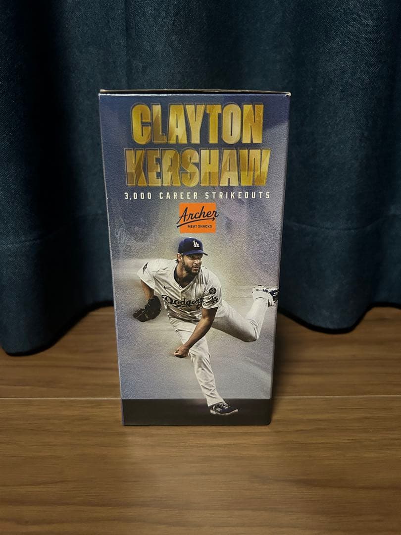 【限定配布・新品未開封】クレイトン・カーショー 3000奪三振記念 ボブルヘッド