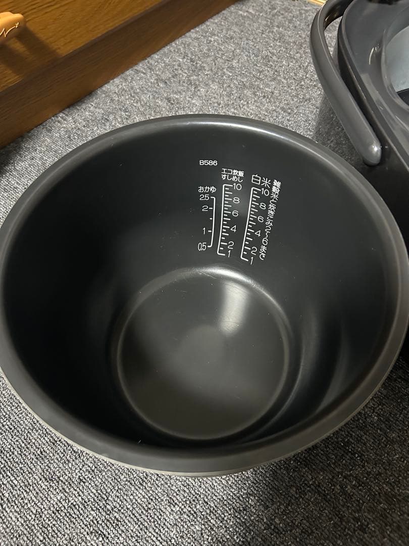 値下げしましまた。象印　NW-VJ18 豪熱沸とうIH 1升炊き　25年製