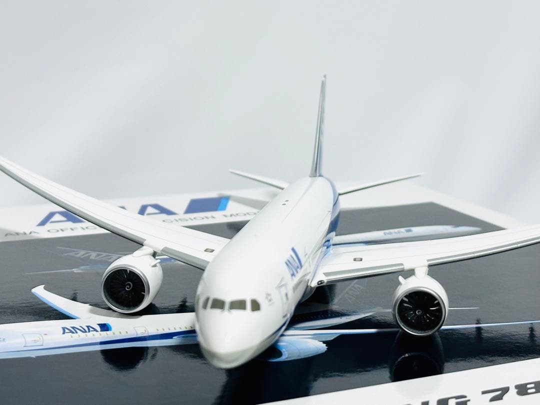 全日空商事 1/200 B787-8 Dreamliner NH20028