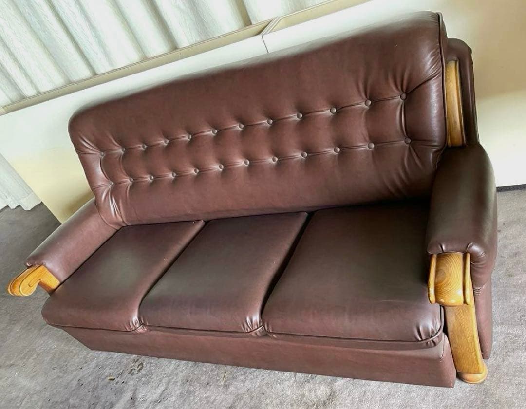 昭和レトロ　合成皮革ソファ3人掛け　ビンテージ