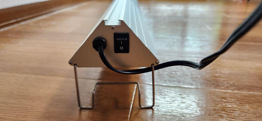 【引取り歓迎】アクロ TRIANGLE LED 1200