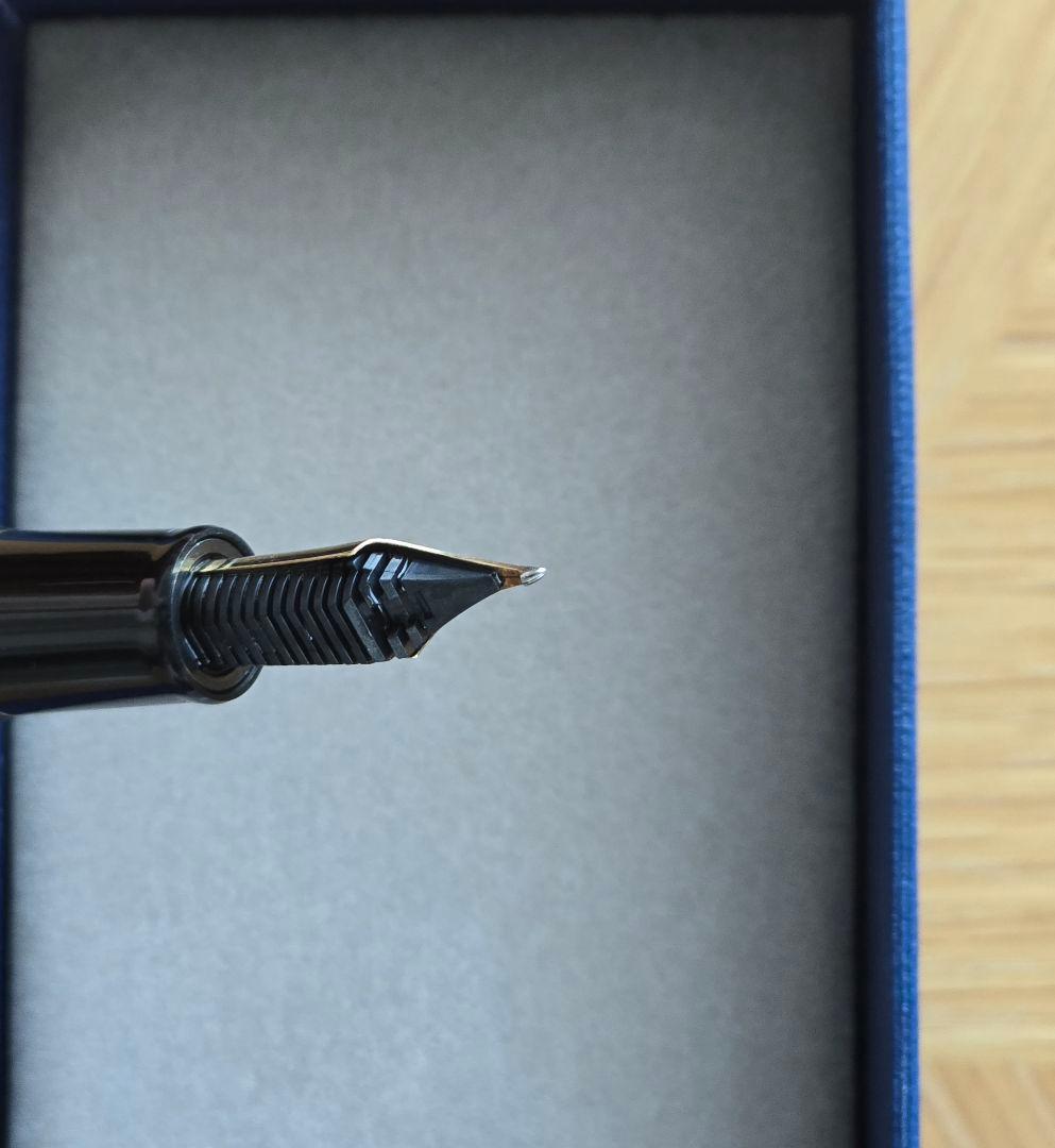 セーラー万年筆 SAILOR 長刀研ぎNMF廃盤品 中細 10-7111-320