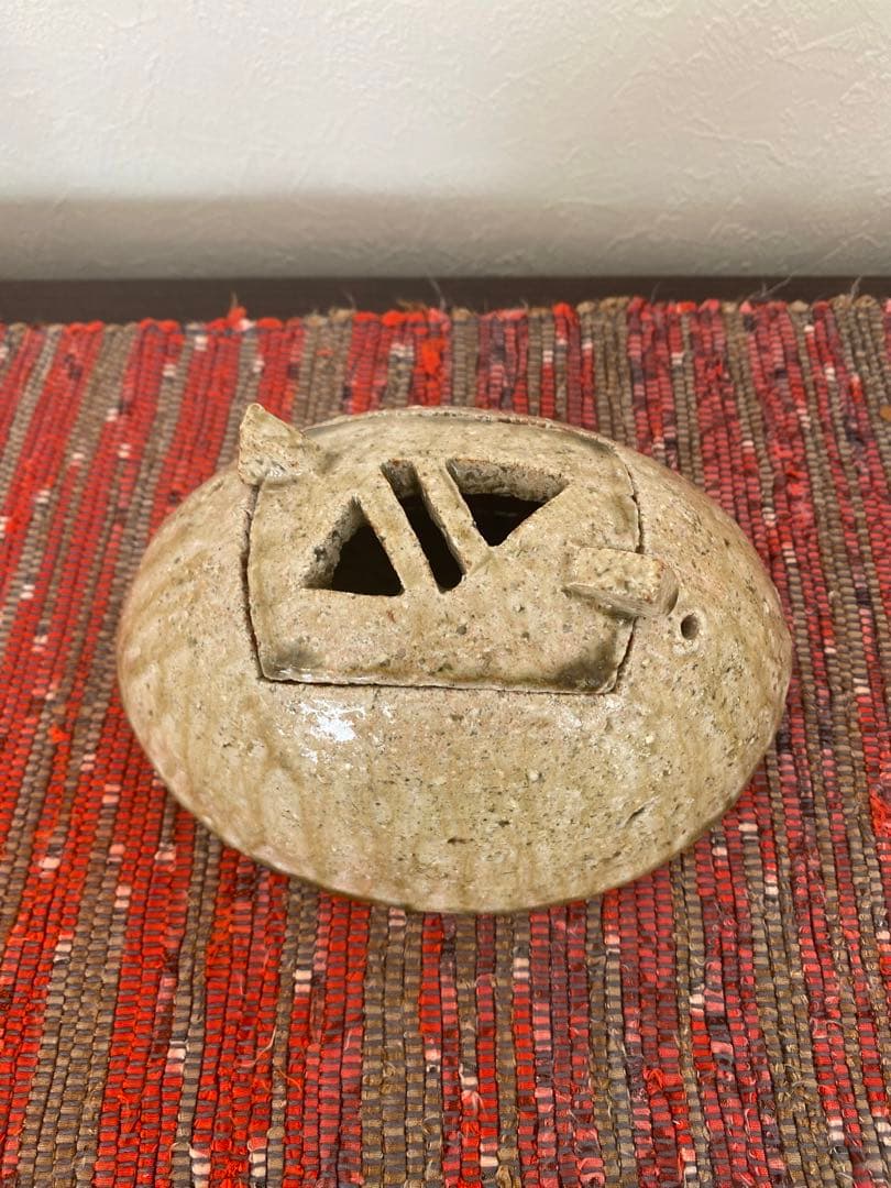 東直人　作　灰釉香炉　第32回伝統工芸陶芸部会展(平成16年度)