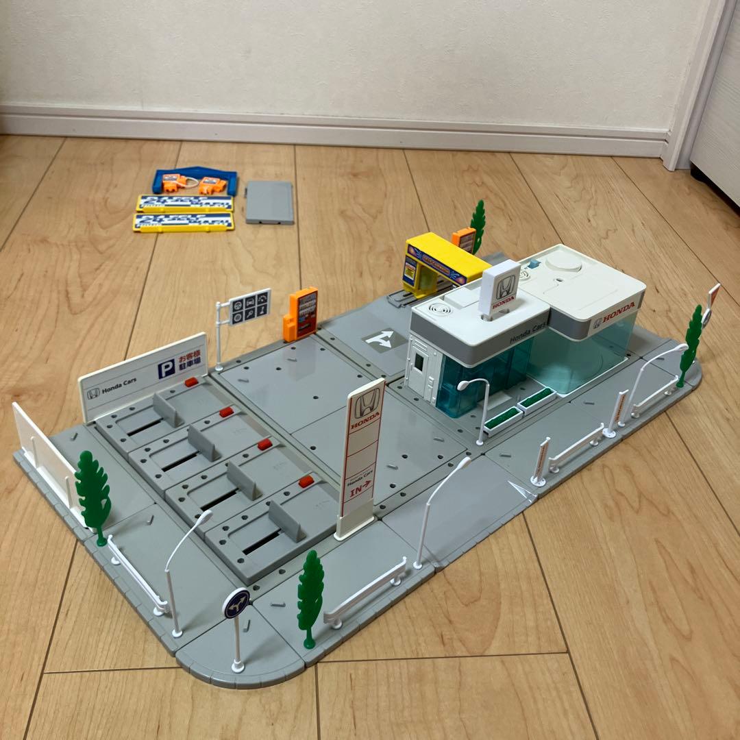 トミカタウン　ホンダカーズ　洗車場