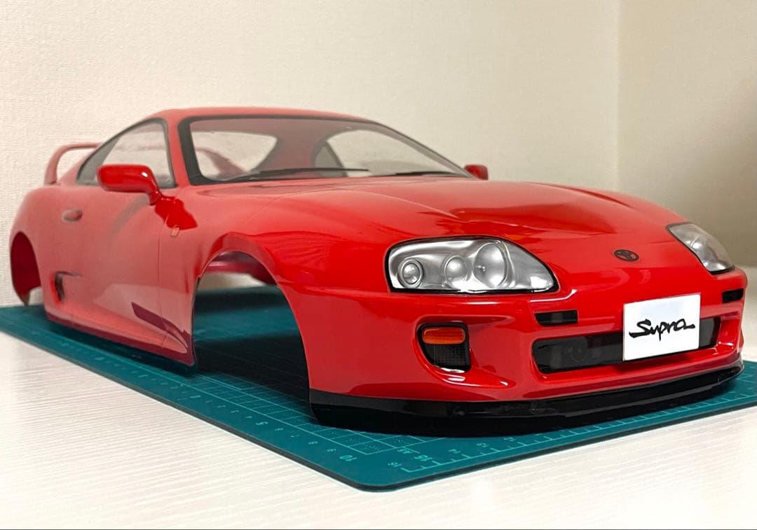 タミヤラジコンボディ　80スープラ