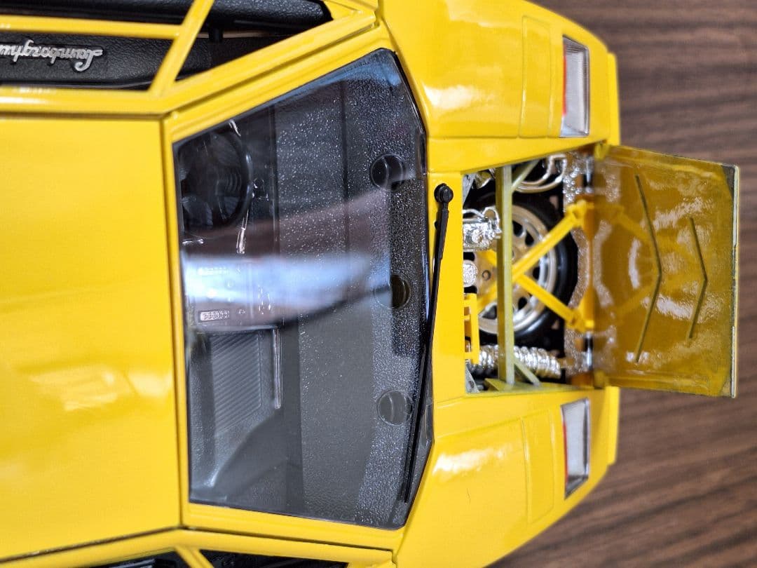 ランボルギーニ カウンタック 1/18 ランボルギーニ 1988 ブラーゴ