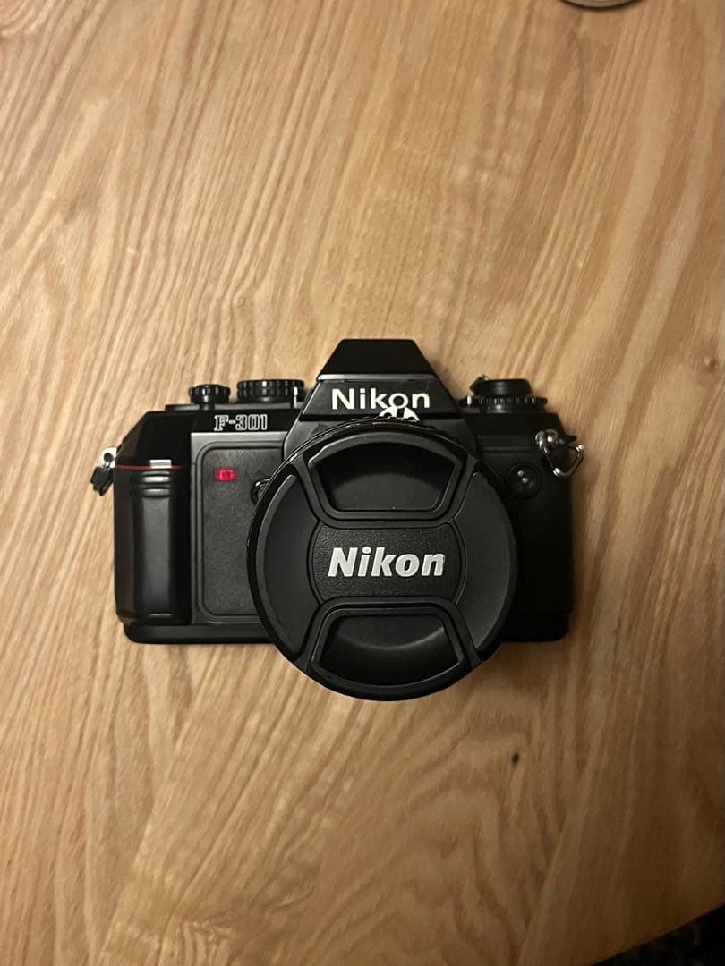 【Nikon F-301 動作品】一眼　フィルムカメラ35-70mmレンズ付き