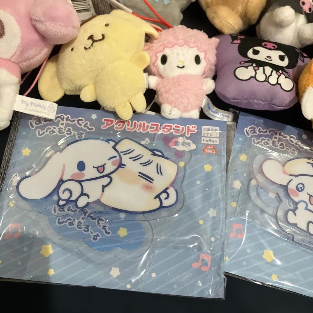 サンリオ　ぬいぐるみ　マスコット　アクリルスタンド　３５体セット　まとめ売り