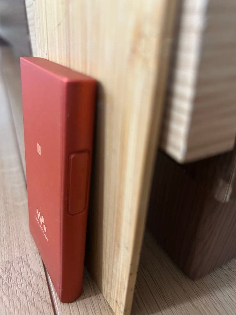 SONY WALKMAN レッド タッチスクリーン