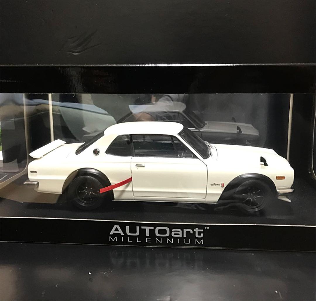 オートアート 1/18 GT-R KPGC10 ホワイト チューンドバージョン