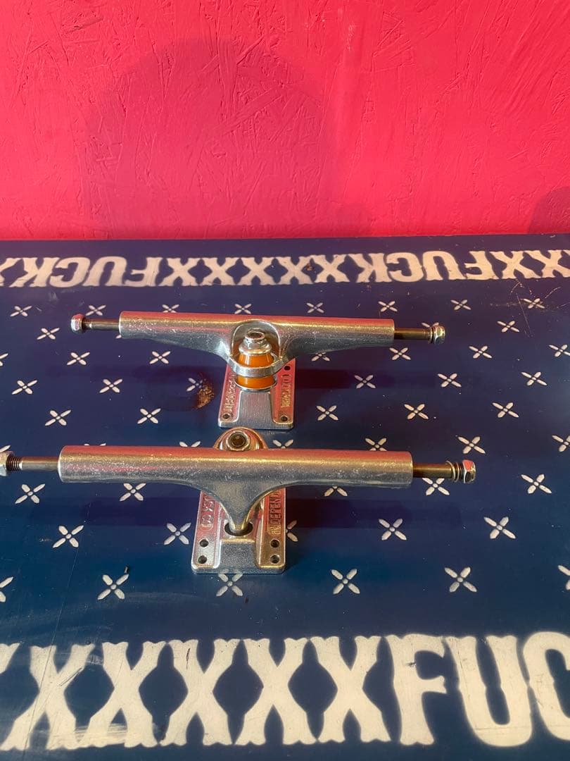 215 Polished スケートボードインディペンデントトラック