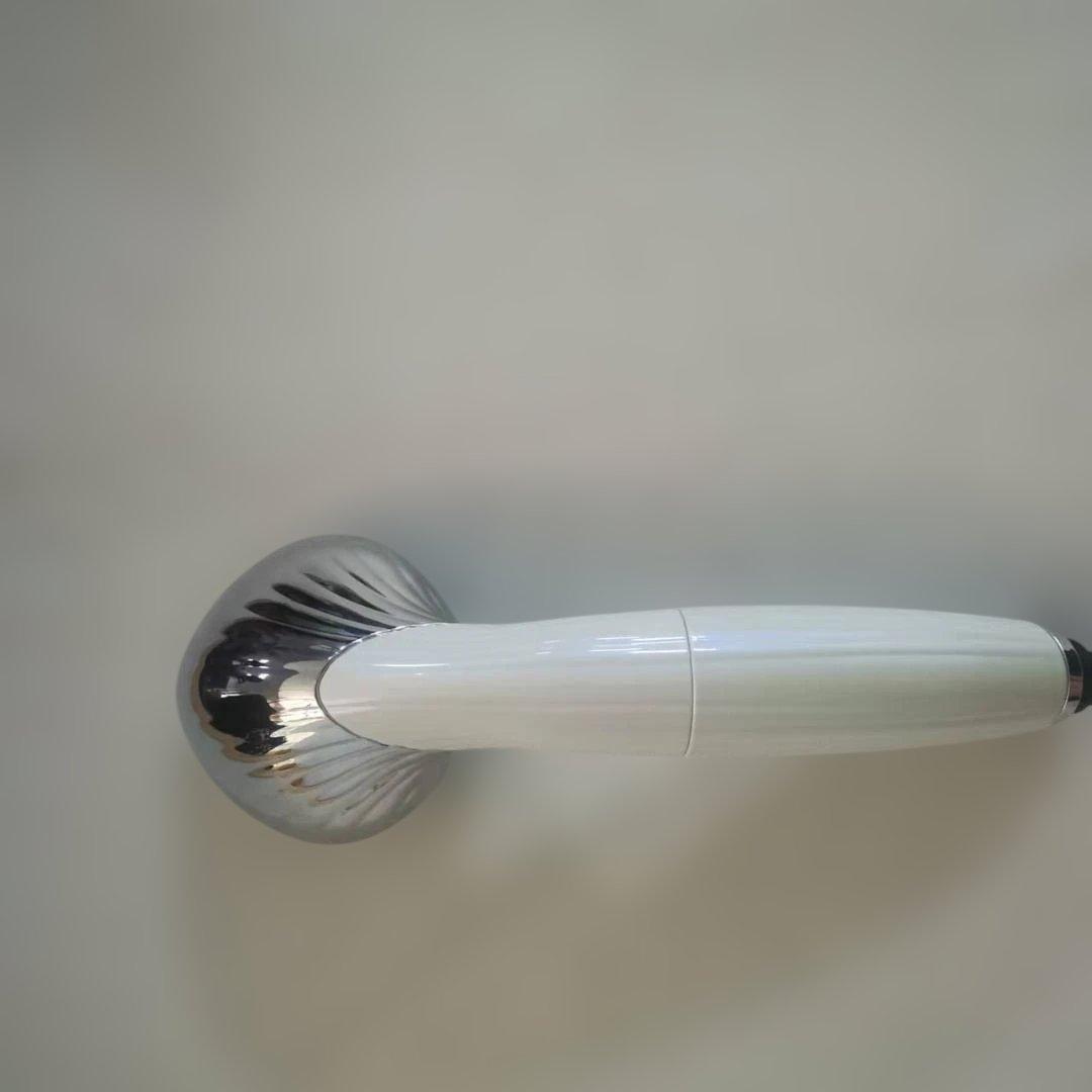 ReFa ホワイト/シルバー シャワーヘッド　ファインバブルピュア