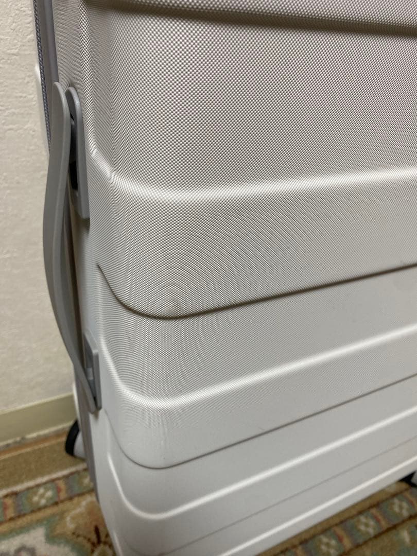 ◾️無印良品◾️バーを自由に調節できる　ハードキャリーケース　ホワイト