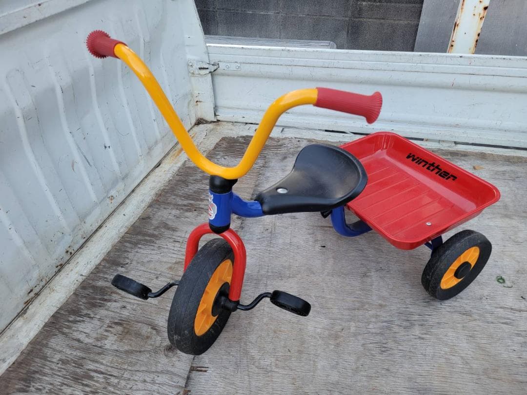 ボーネルンド ウィンザー( winther ) ペリカンデザイン 三輪車 荷台付