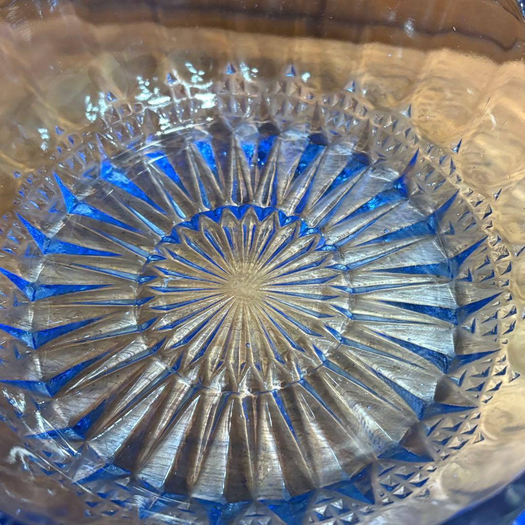 昭和レトロ　プレスガラス　三つ重ねどんぶり