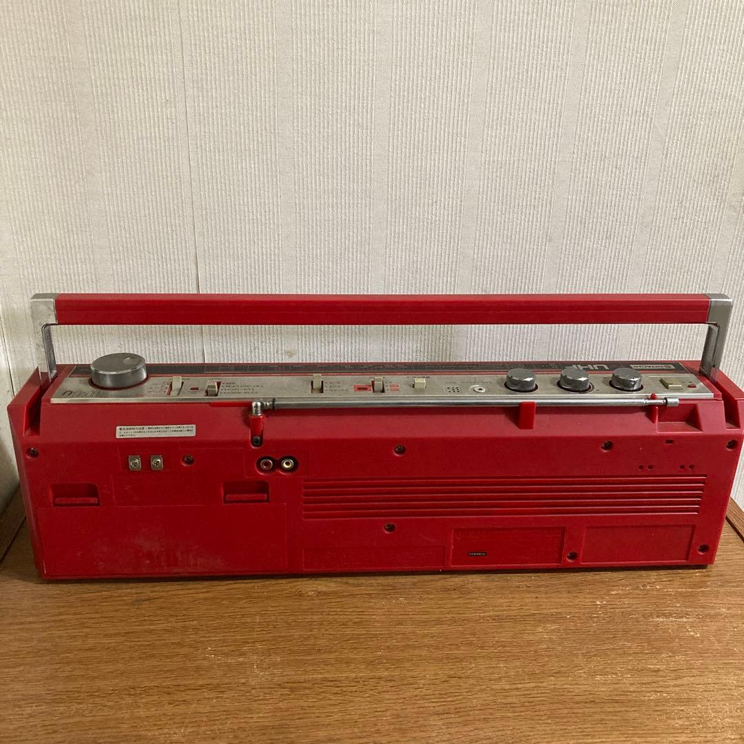 ジャンク品　ダブルラジカセ　赤　　HITACHI   TV  UHF