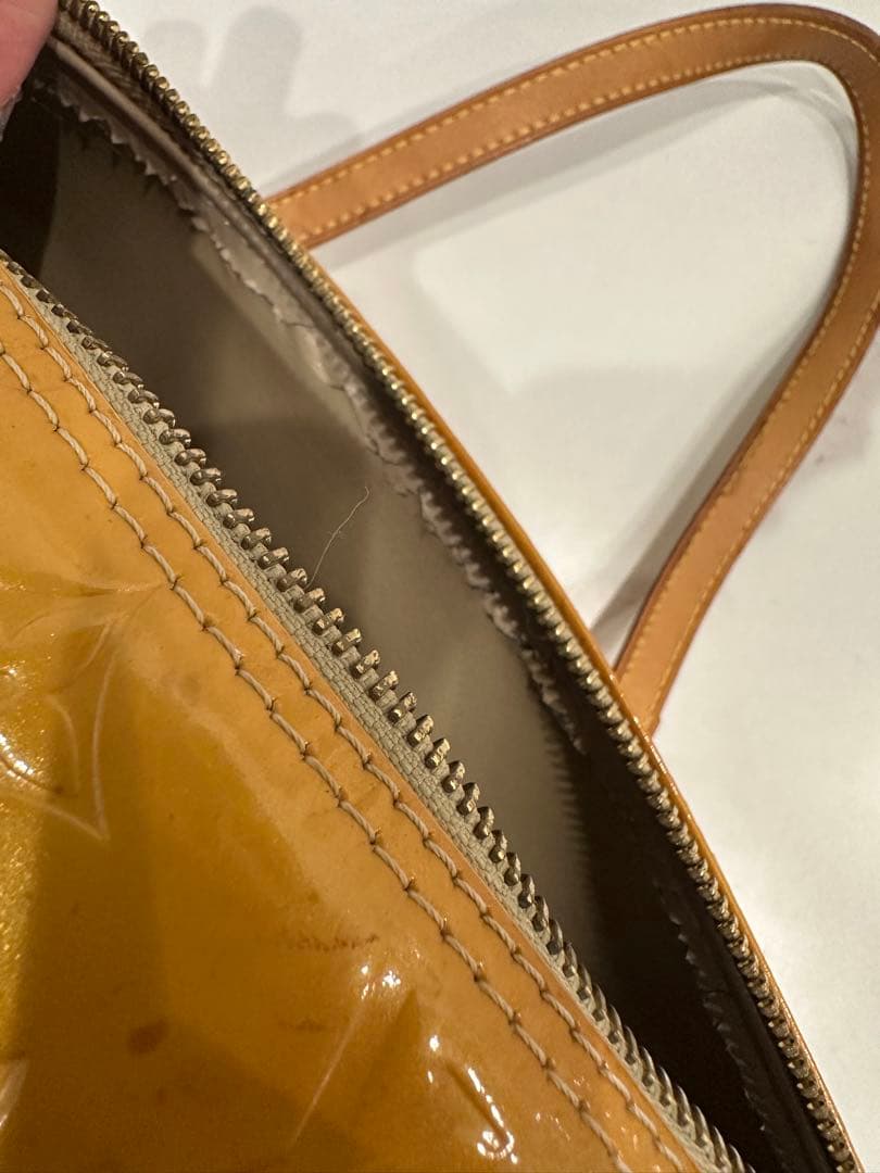 l*9様 Louis Vuitton ヴェルニ　ハンドバッグ