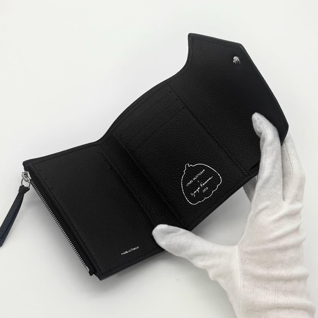 ✨超極美品 激レア✨ルイヴィトン × 草間彌生 ヴィクトリーヌ 三つ折り財布 黒