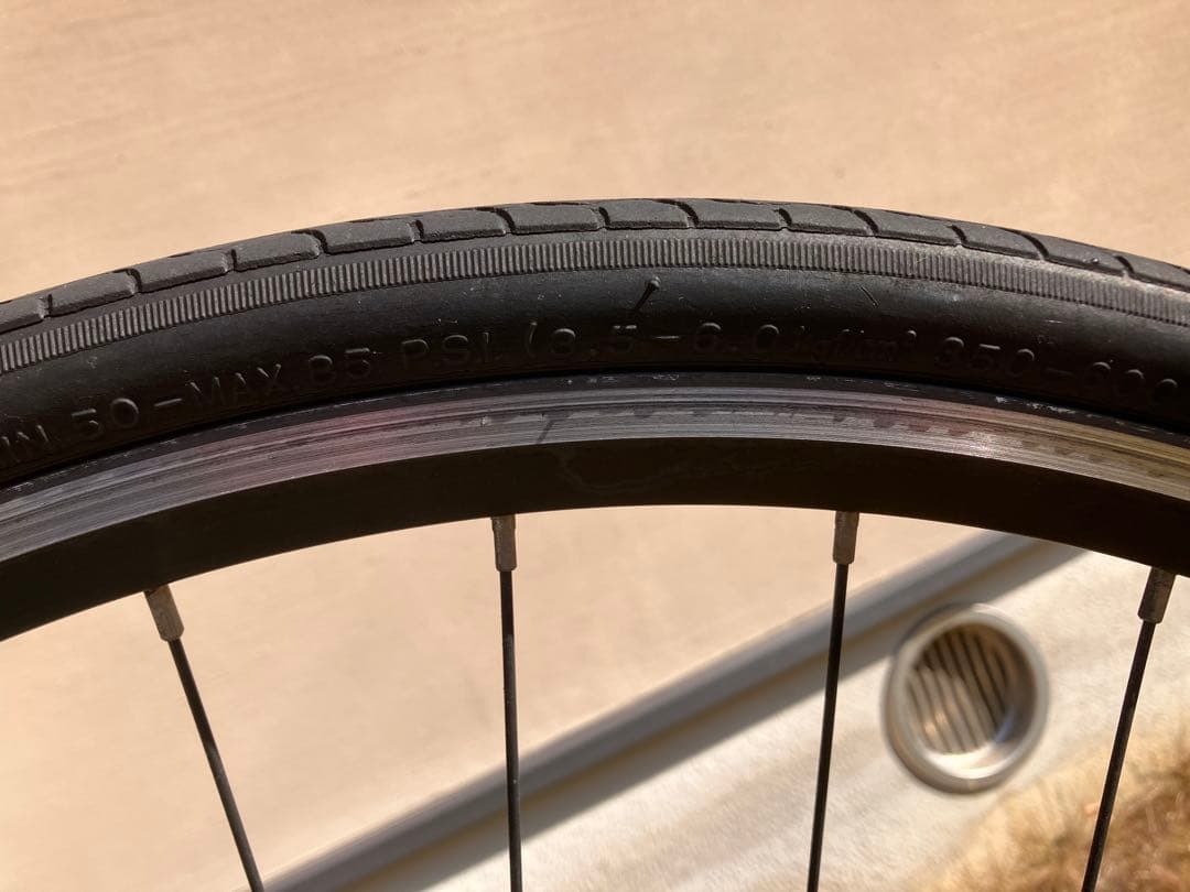 Bianchi クロスバイク 前照灯付き　ローマ4