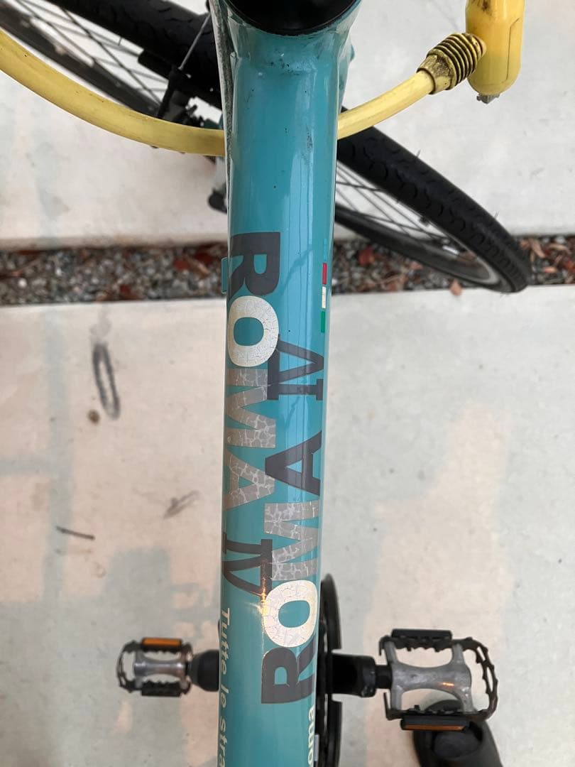 Bianchi クロスバイク 前照灯付き　ローマ4