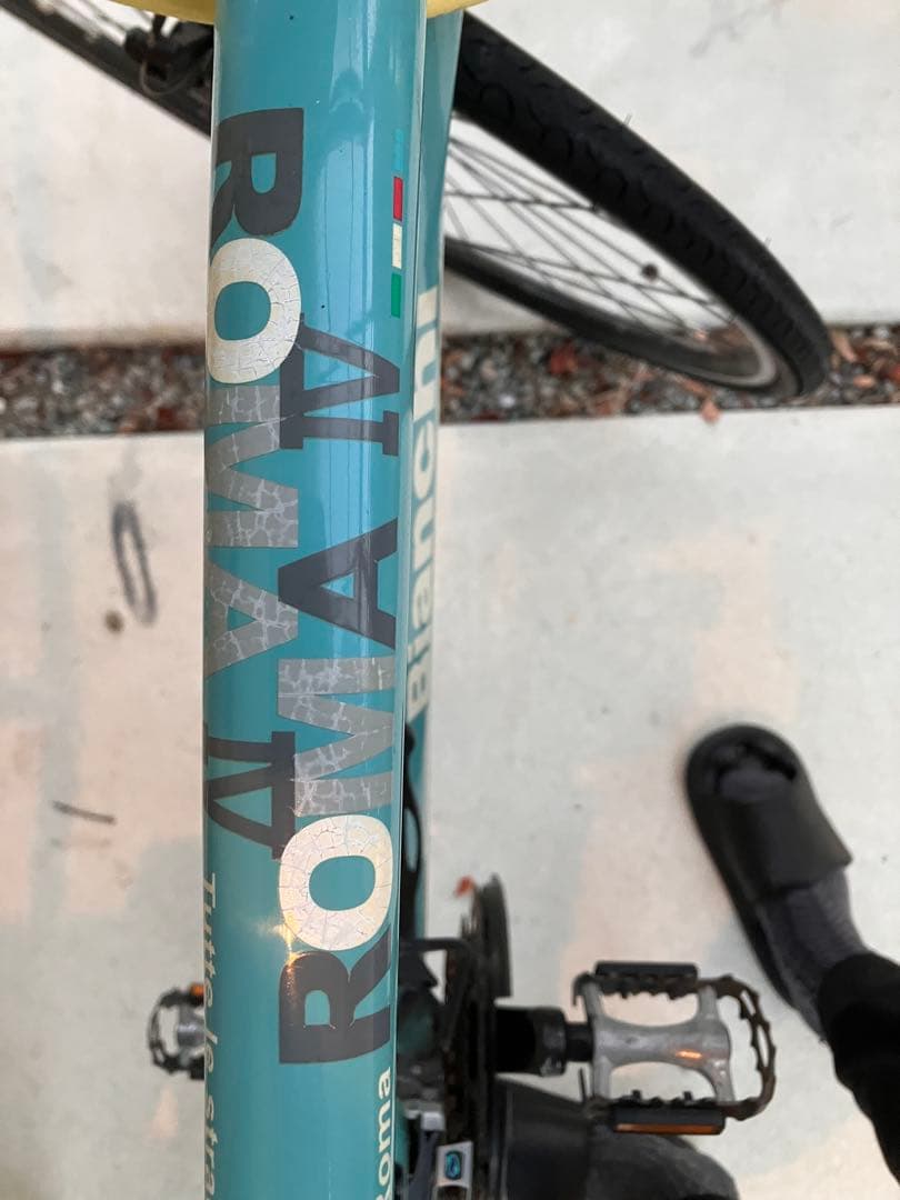 Bianchi クロスバイク 前照灯付き　ローマ4