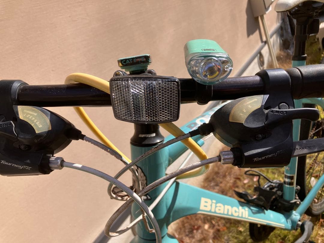 Bianchi クロスバイク 前照灯付き　ローマ4