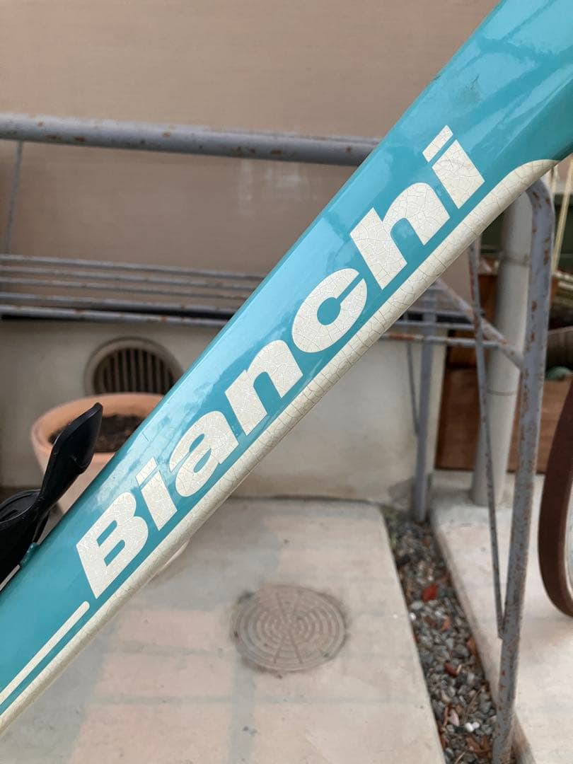 Bianchi クロスバイク 前照灯付き　ローマ4