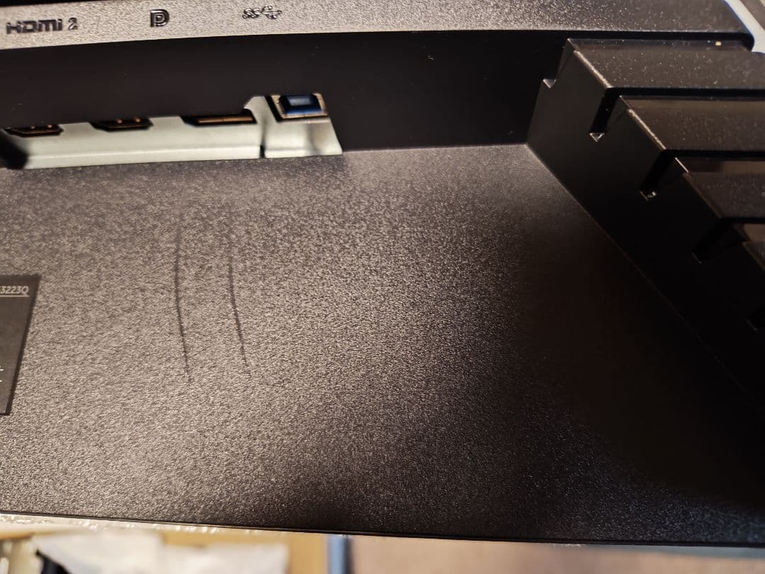 DELL G3223Q 4Kゲーミングモニター