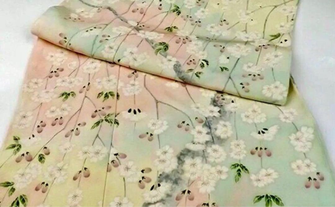 インドア沼です✳︎桜の模様の振り袖