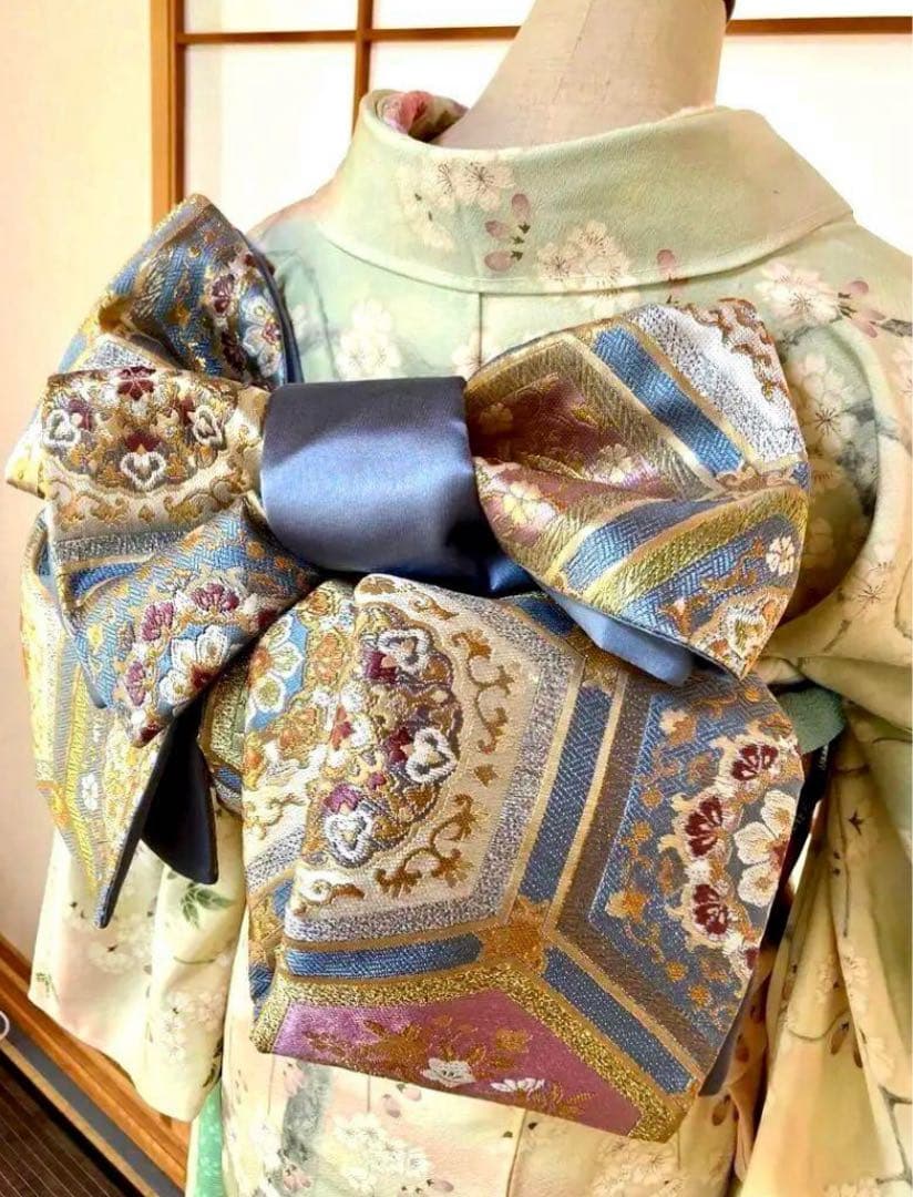 インドア沼です✳︎桜の模様の振り袖