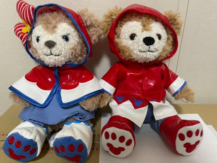 上海ディズニー　ぬいぐるみダッフィーフレンズレイコートセット