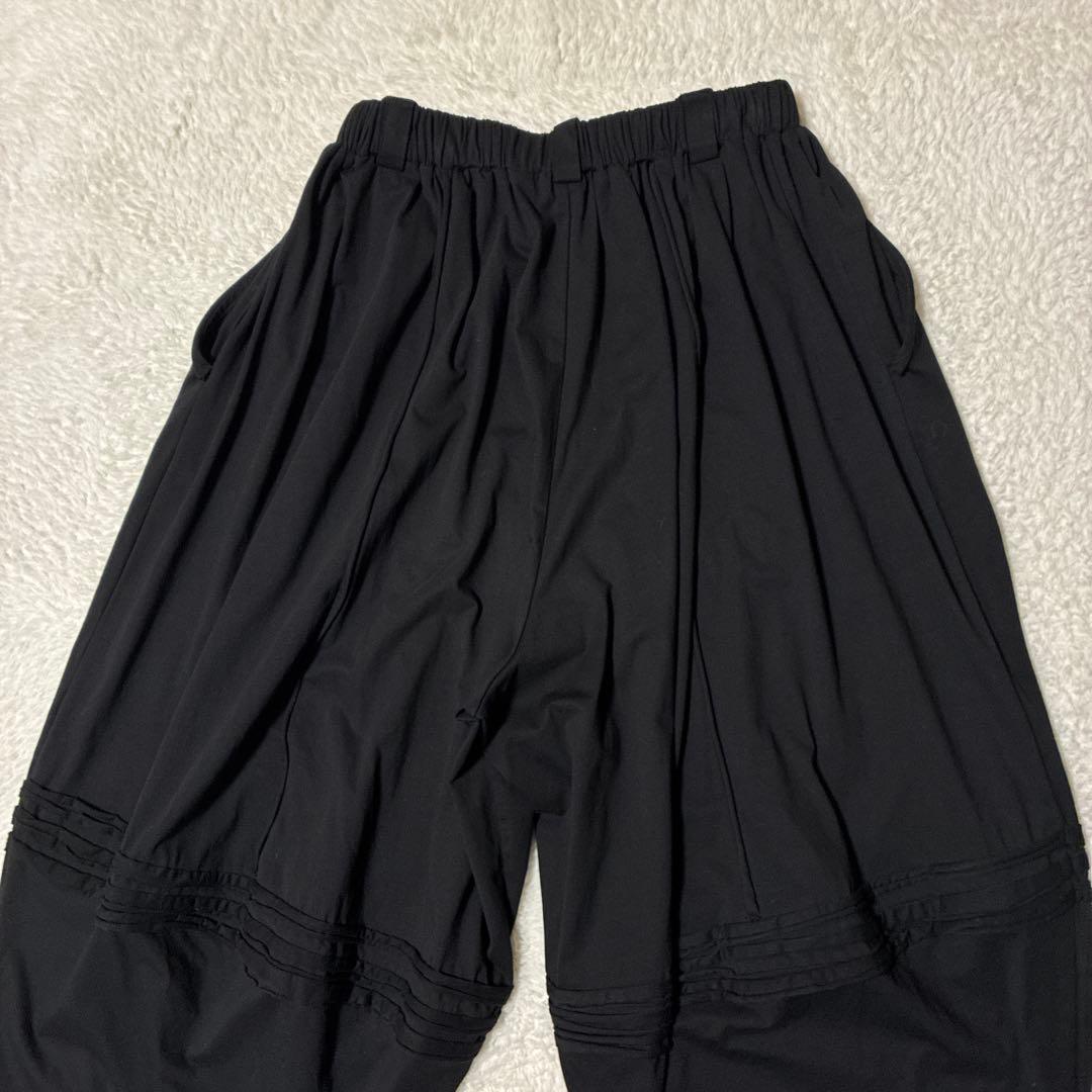 【美品】MOYURU 萌　バルーンパンツ　センソユニコ　ブラック　ゆったり