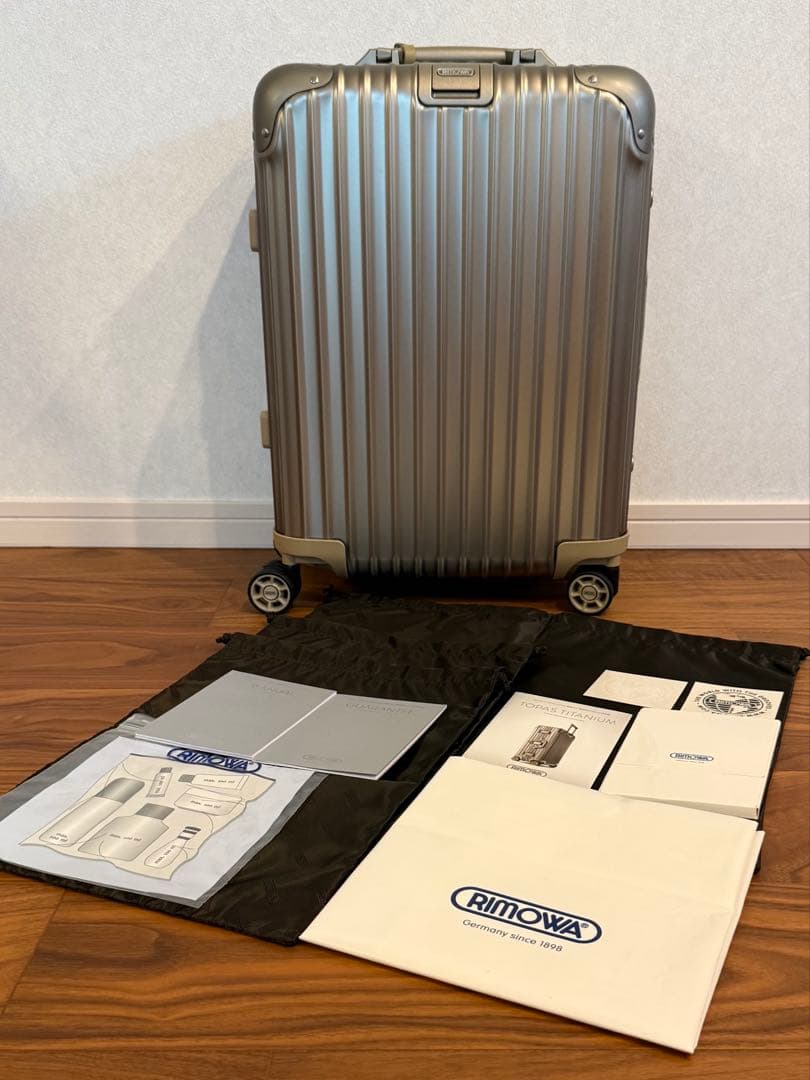 ⭐️ 未使用級⭐️　RIMOWA TOPAS チタニウム　マルチウィール　ゴールド
