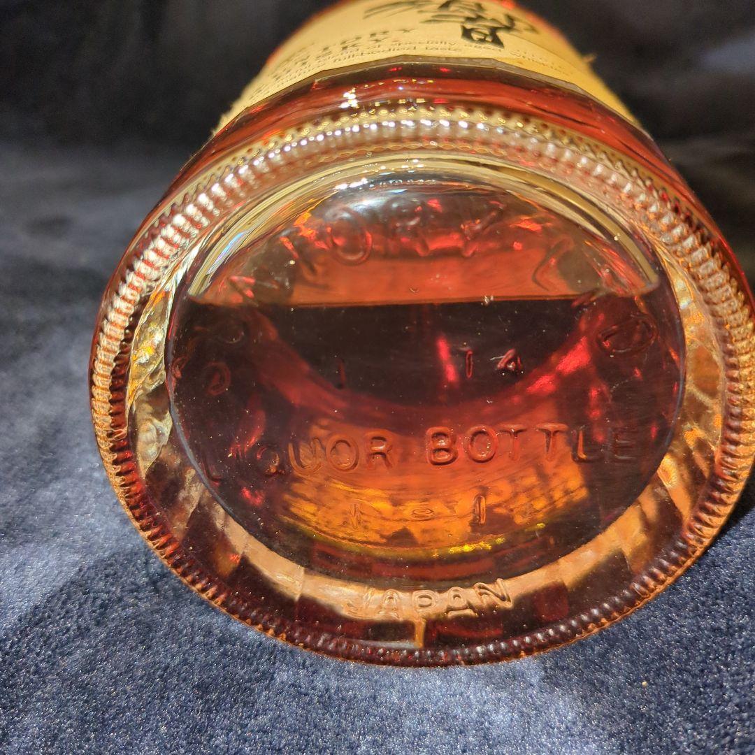 セール開催!! SUNTORY WHISKY 響 金キャップ 裏ゴールドラベル