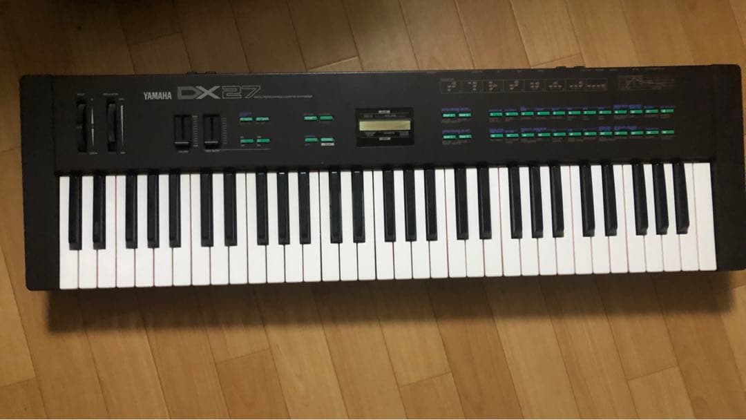 Yamaha DX27 シンセサイザー　キーボード