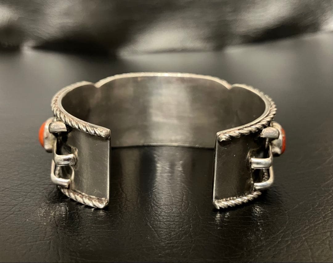 NAVAJOナバホヴィンテージターコイズ&レッドコーラルバングル