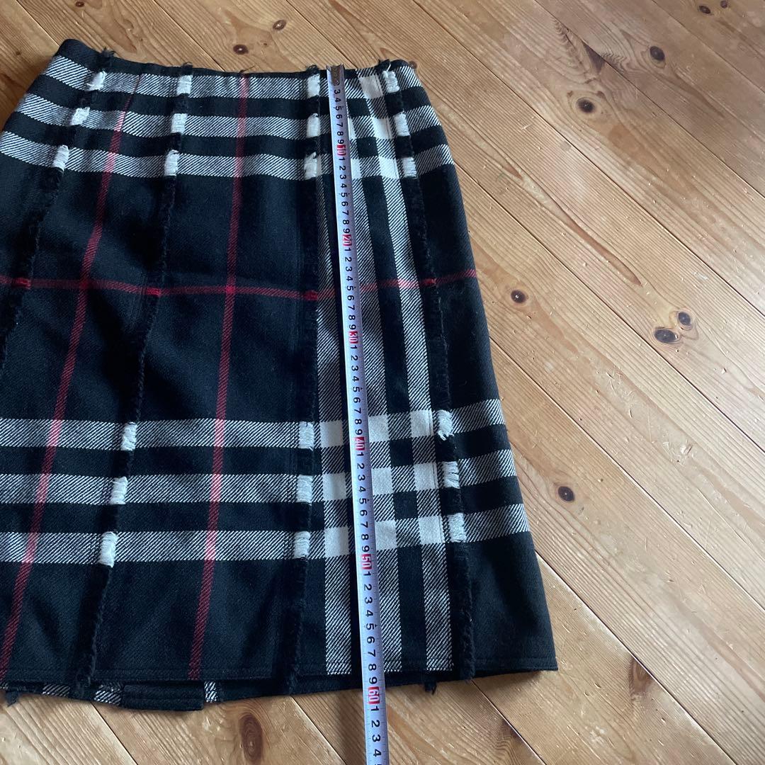 バーバリーロンドンスカート 膝下