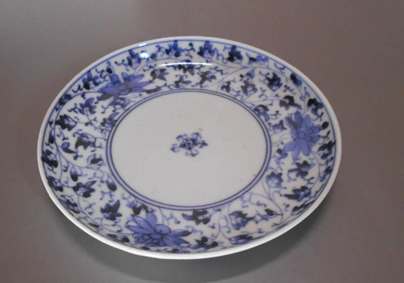 染付　古伊万里　花唐草　 中皿　藍柿右衛門 五弁花 牡丹唐草　大明年製 2026