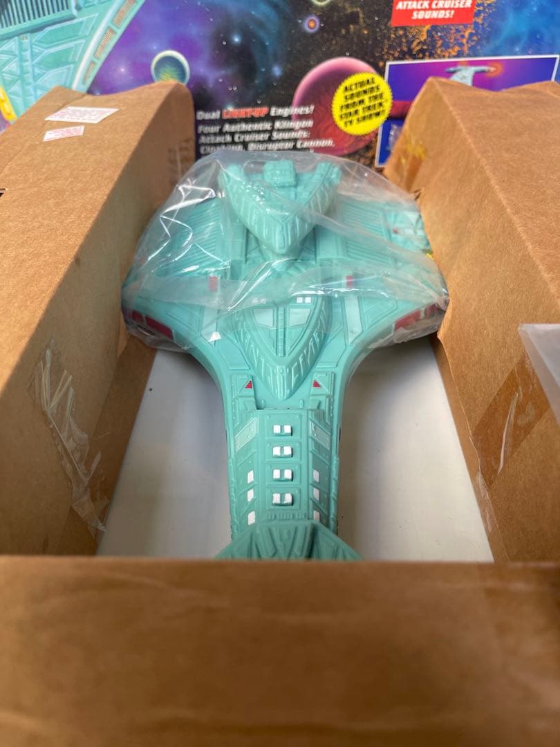 スタートレック　クリンゴンアタッククルーザー　プレイメイツ