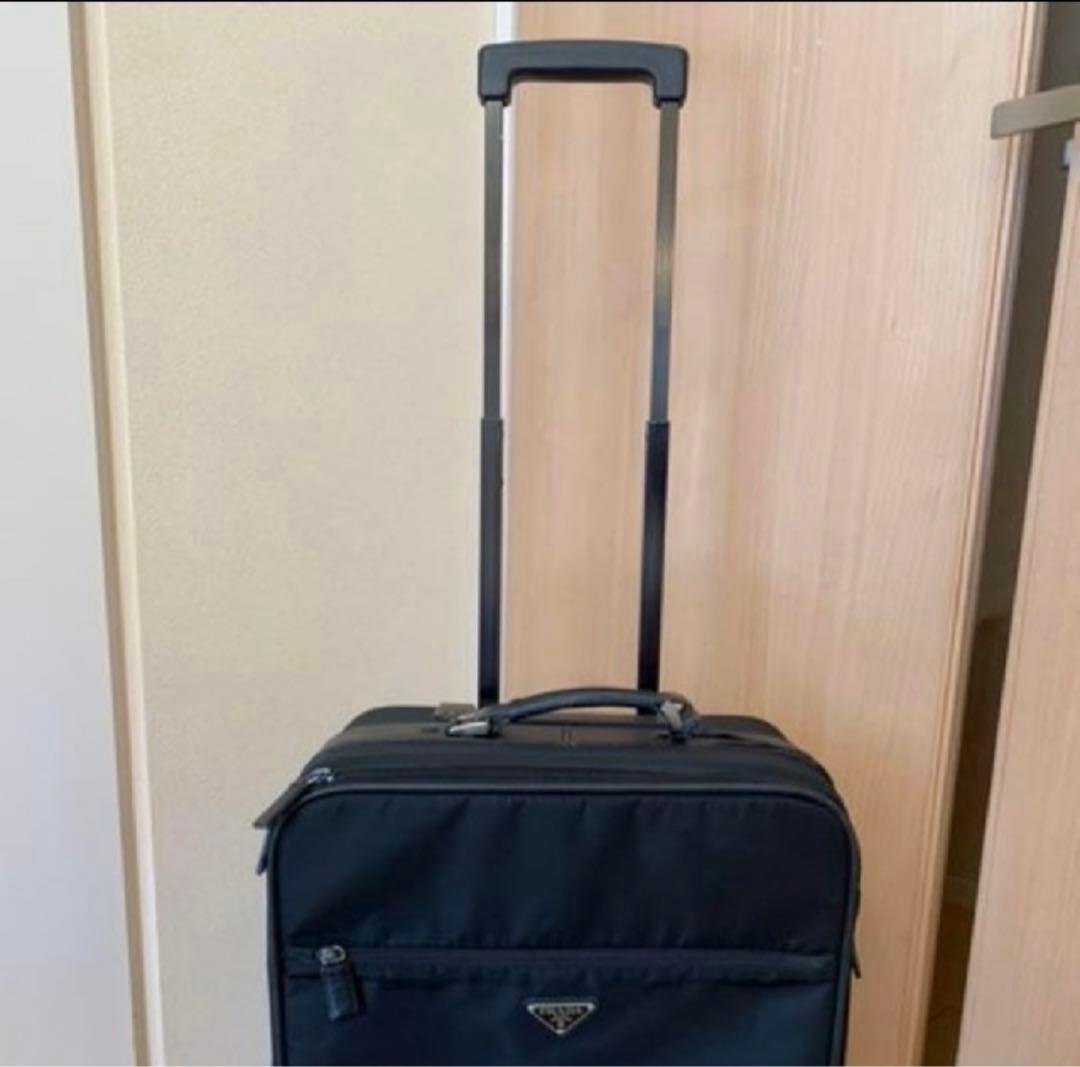 PRADA キャリーケース　美品