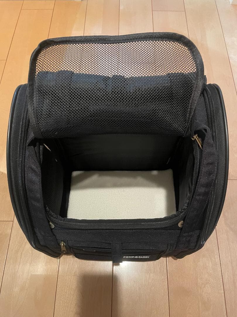 ポンポリース　3WAYタッチインリュック 犬・猫用ペットキャリー　ブラック/黒